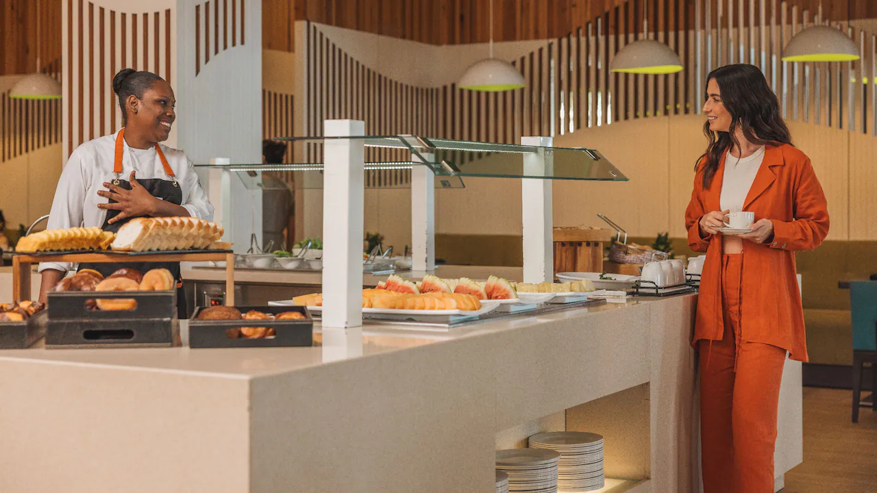 ChoiceZ restaurant at Hyatt Zilara Rose Hall featuring an interactive chef’s table experience, elegant dining room, and gourmet international cuisine.